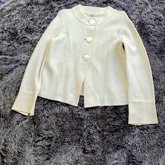 Big Button Sweater - Picture 1 of 4